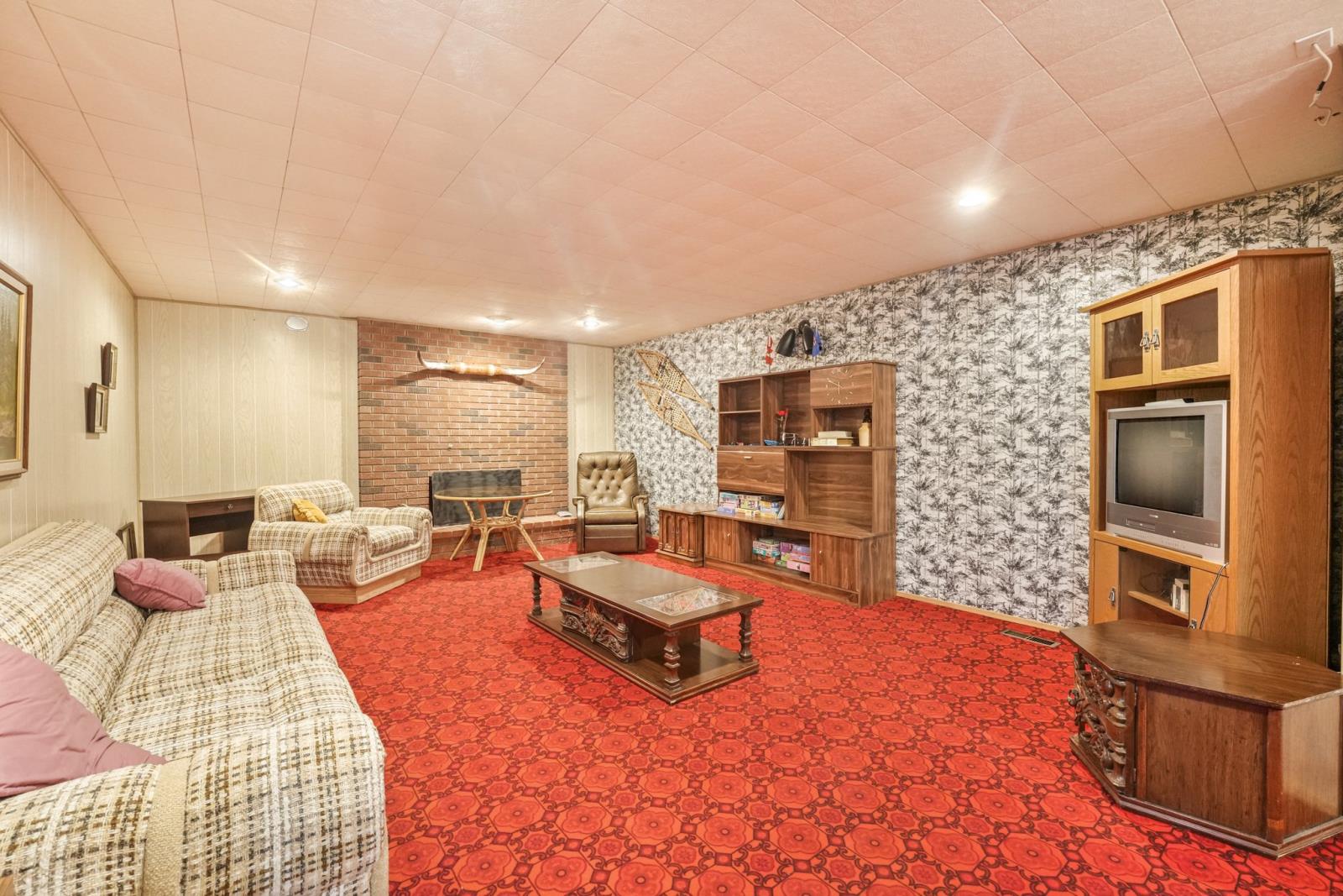 55120 Highway 2 Property Photo 25