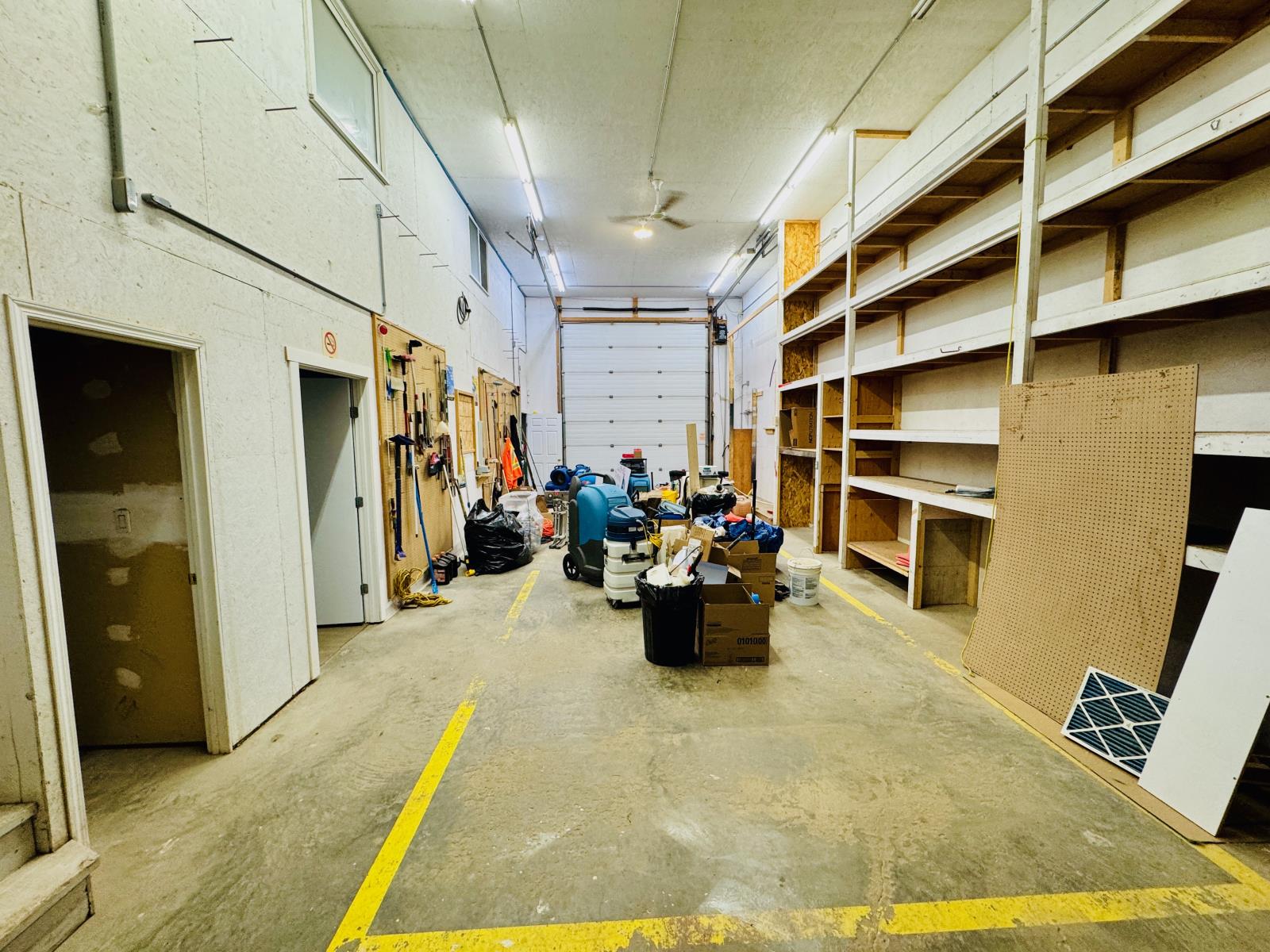5217 51 St Property Photo 10