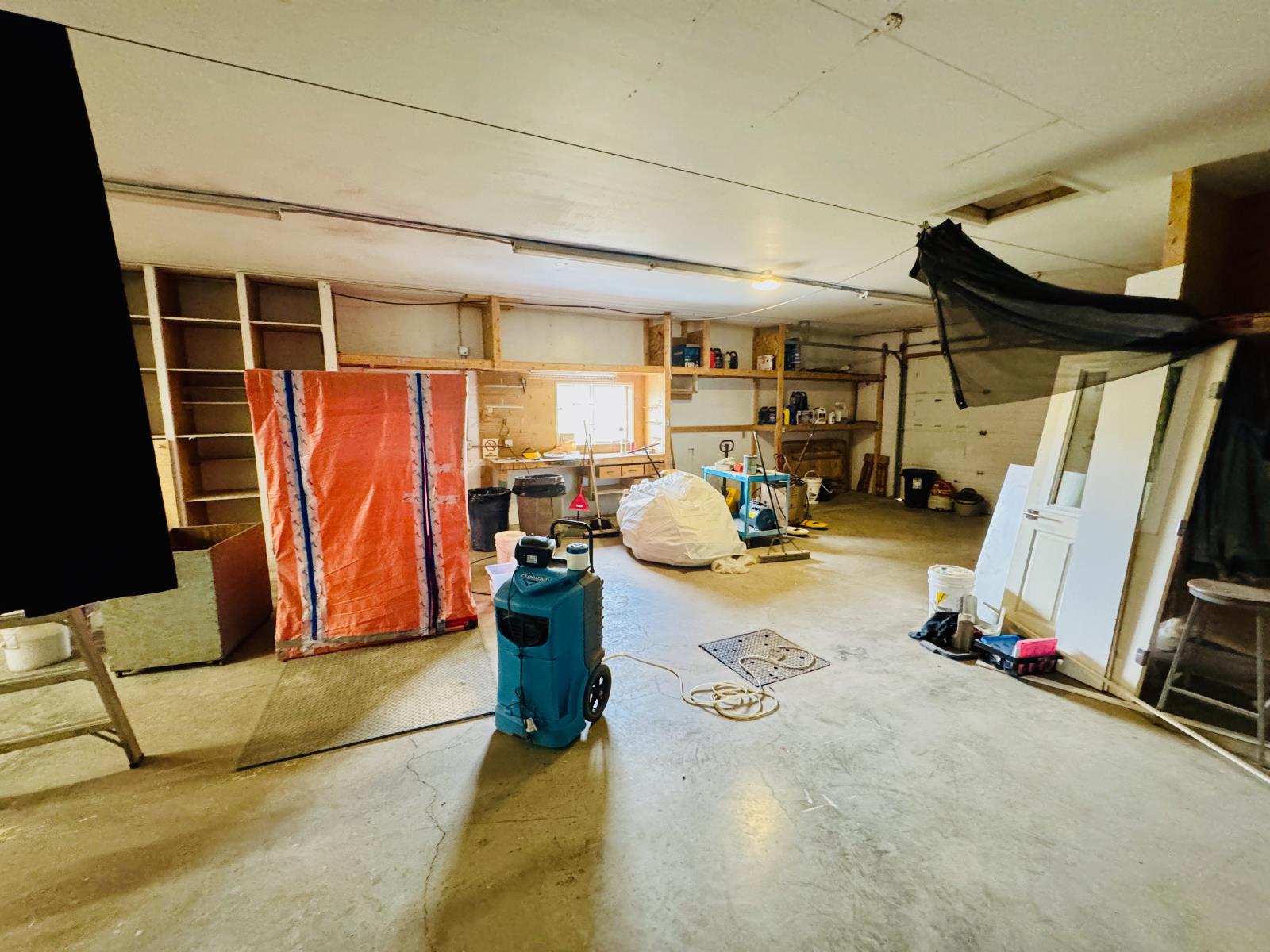 5217 51 St Property Photo 12