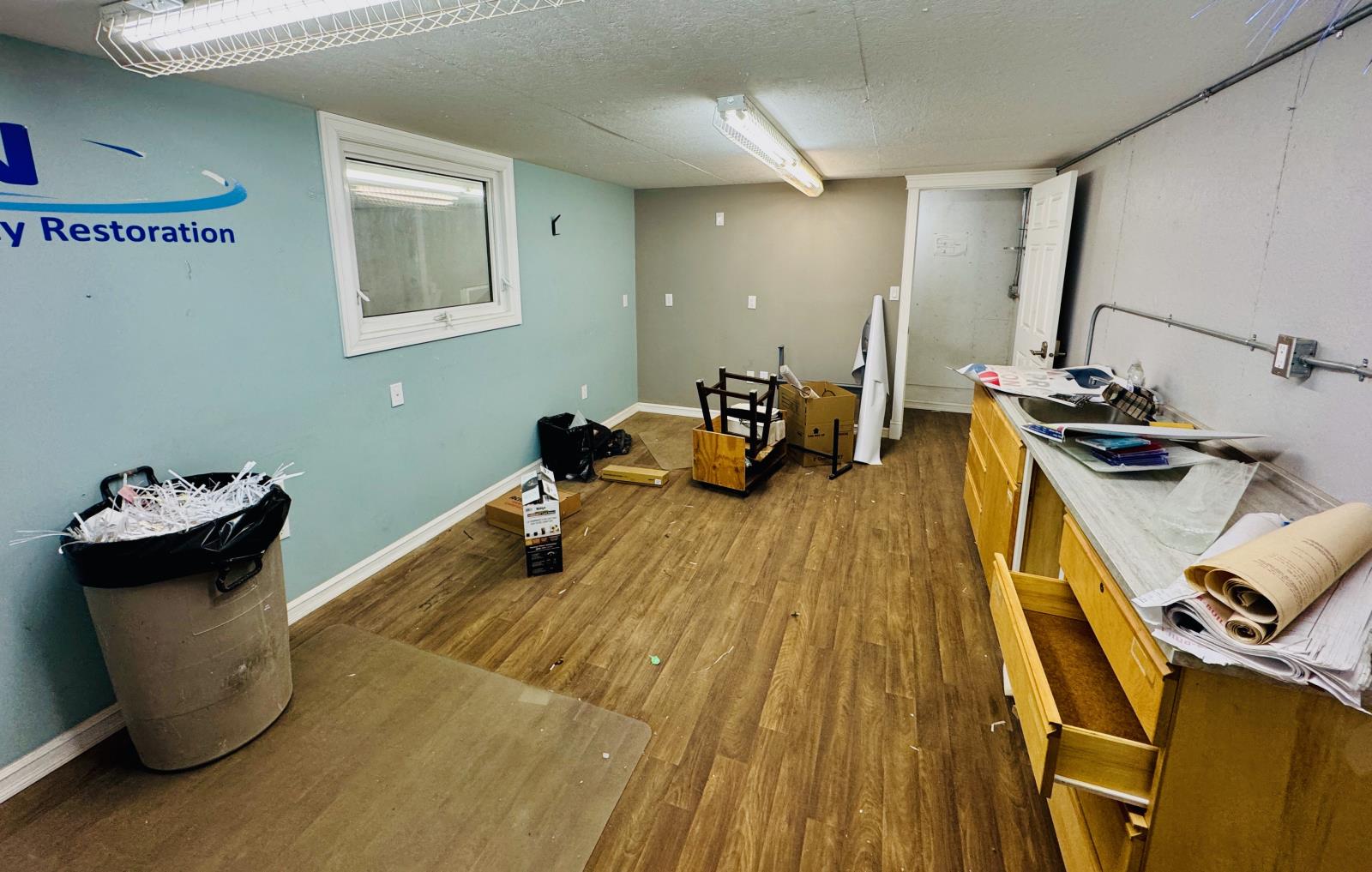 5217 51 St Property Photo 20