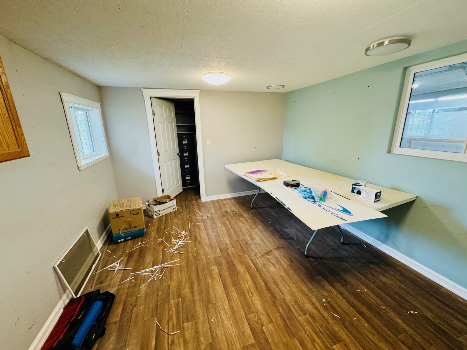 5217 51 St Property Photo 21