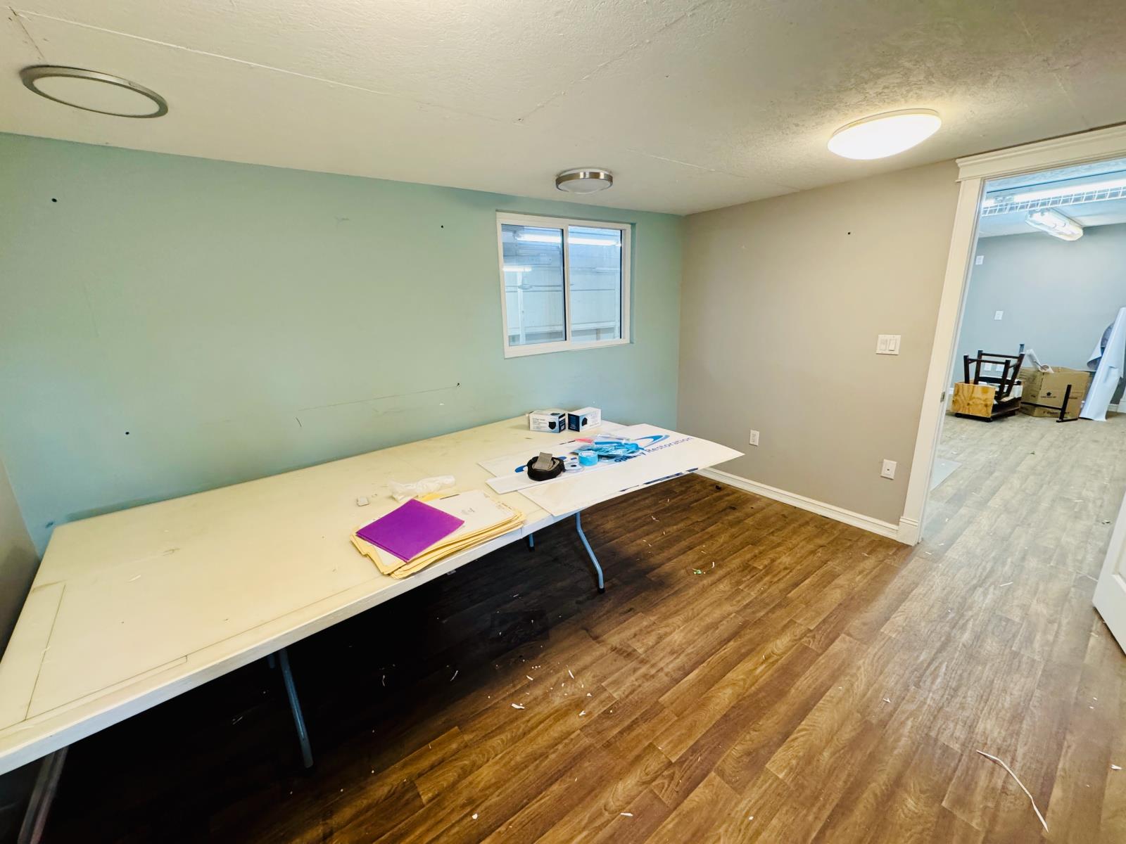 5217 51 St Property Photo 22