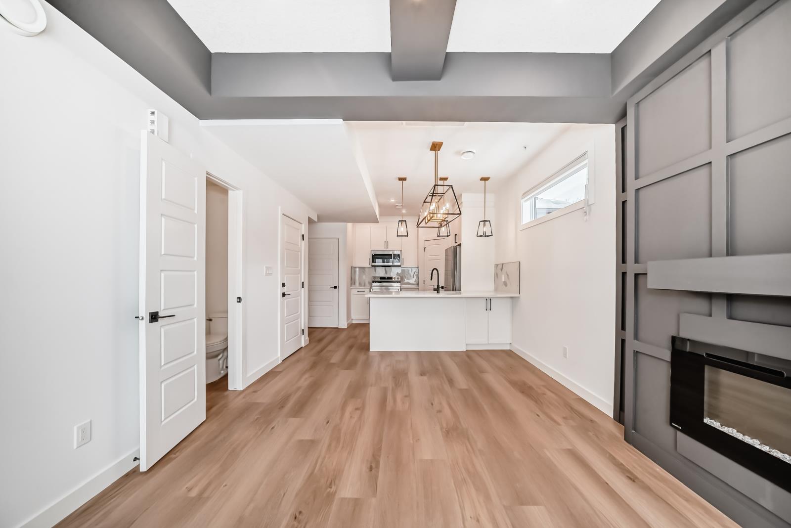 11519 & 11521 67 St Nw Property Photo 16