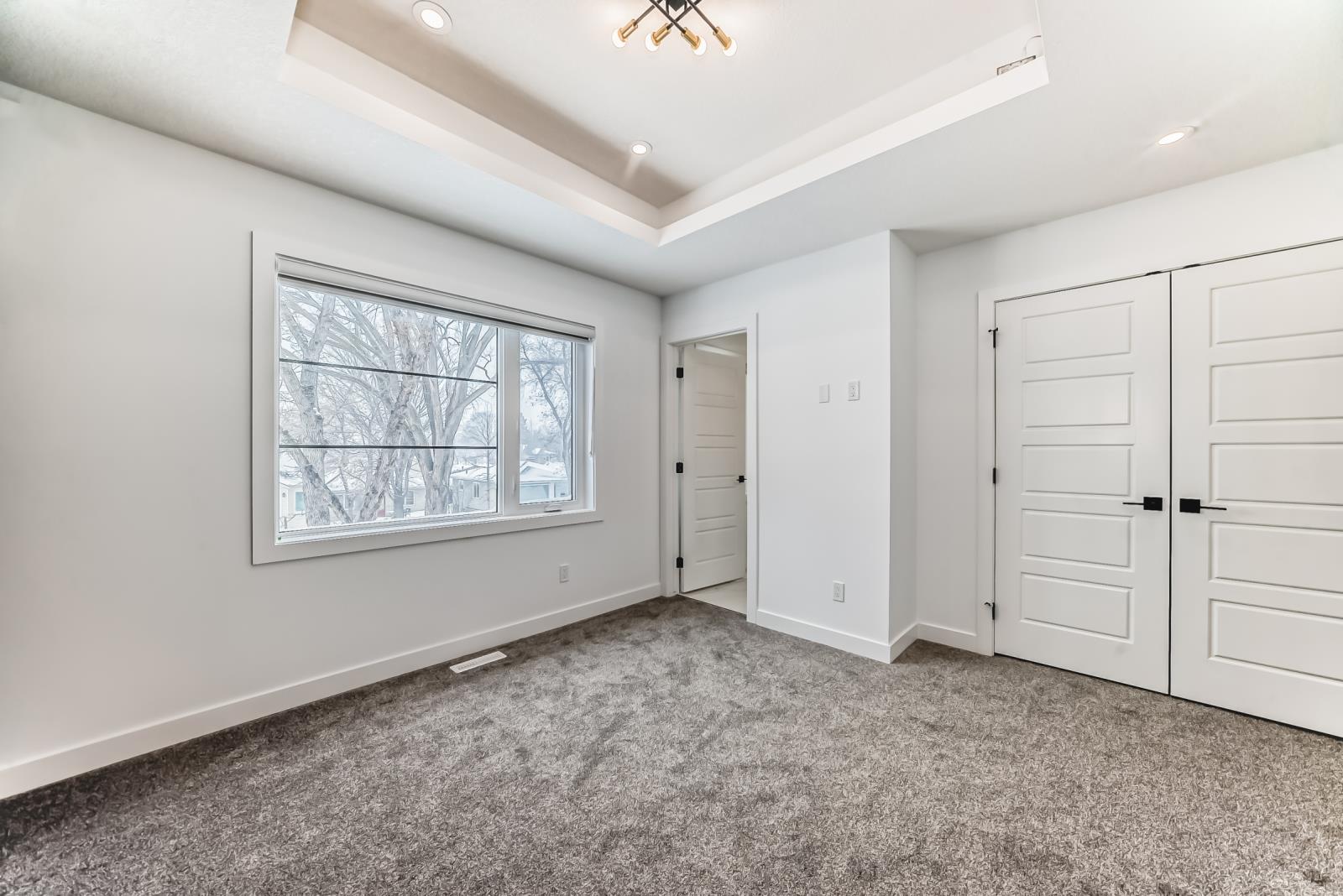11519 & 11521 67 St Nw Property Photo 22