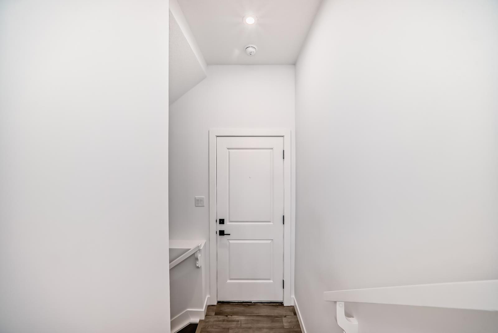 11519 & 11521 67 St Nw Property Photo 33