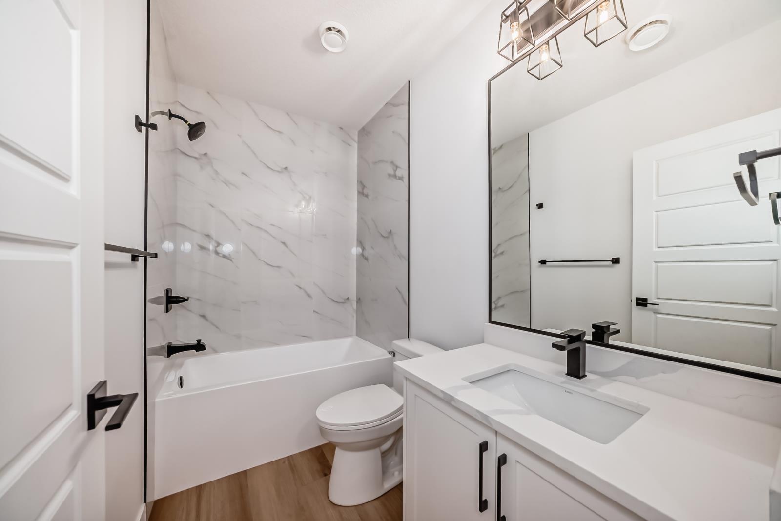 11519 & 11521 67 St Nw Property Photo 44