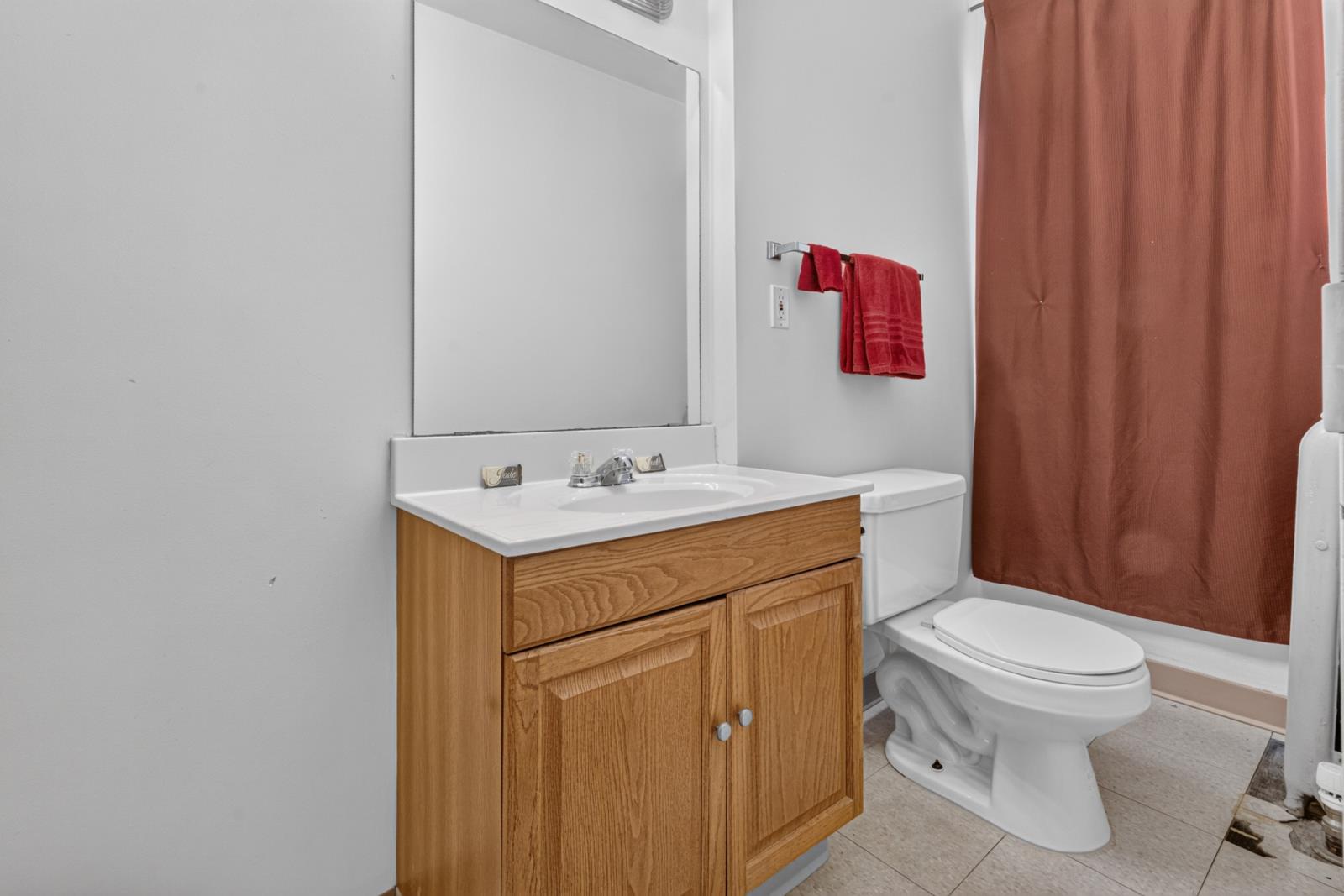 12704 120 Street Nw Property Photo 24
