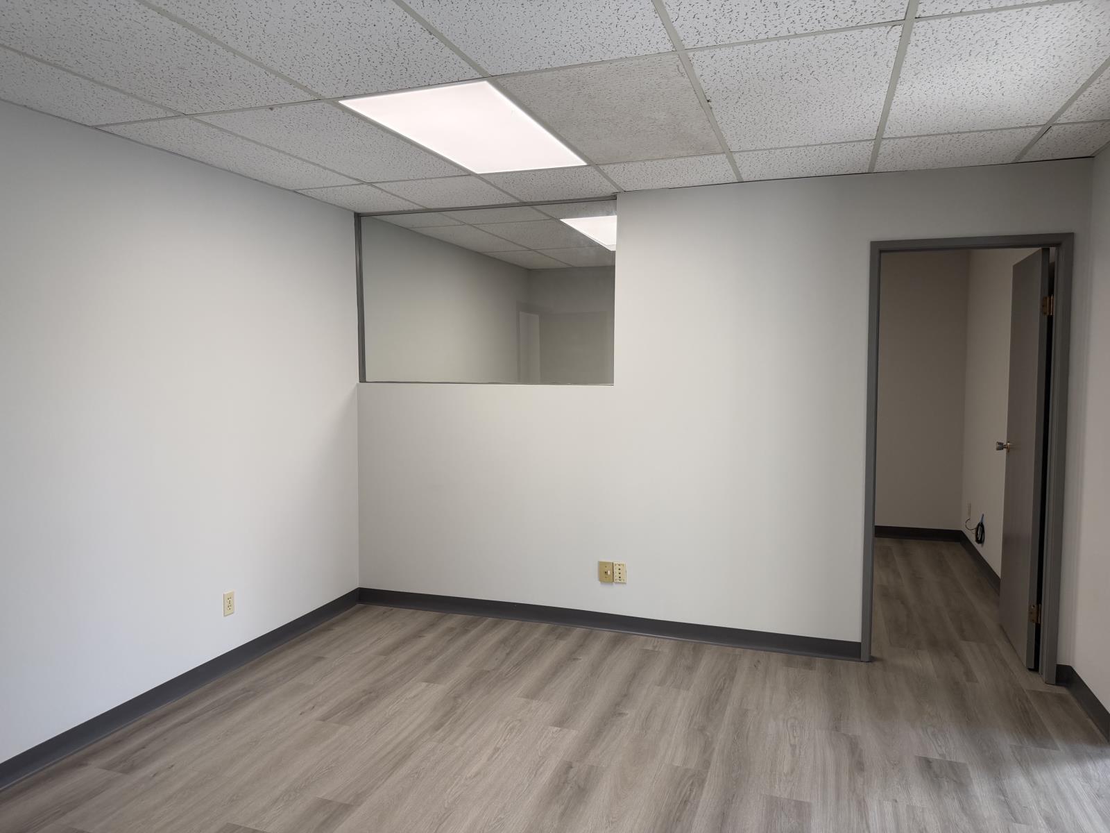 9860a 33 Avenue Property Photo 1