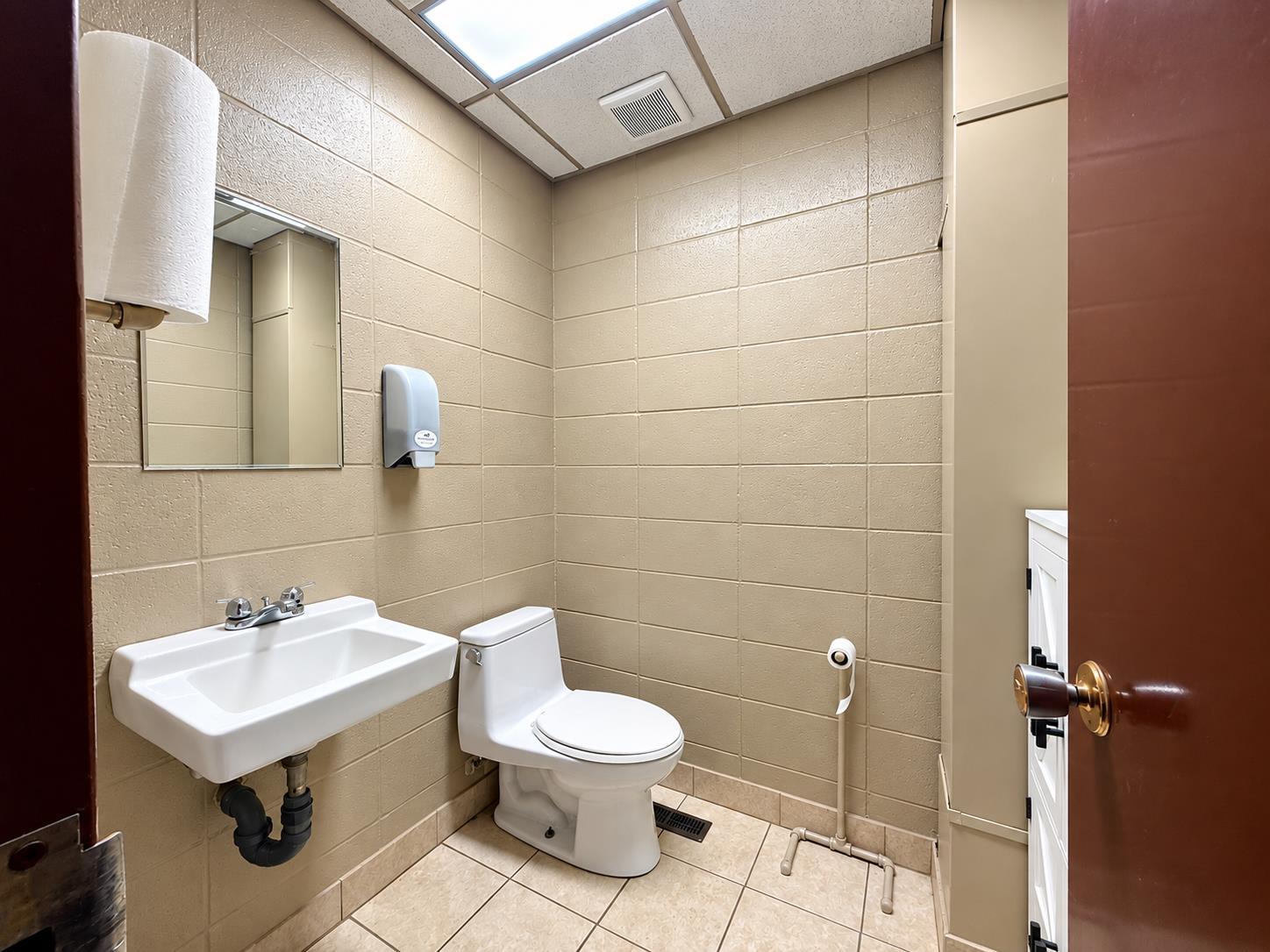 9969 29a Ave Nw Edmonton Ab Property Photo 2