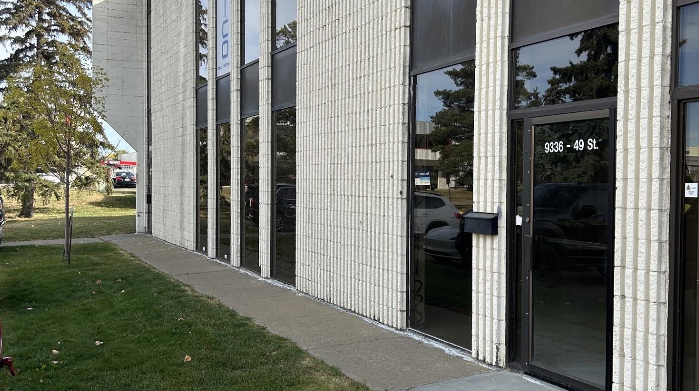 9334/36, 9334 - 49 Street