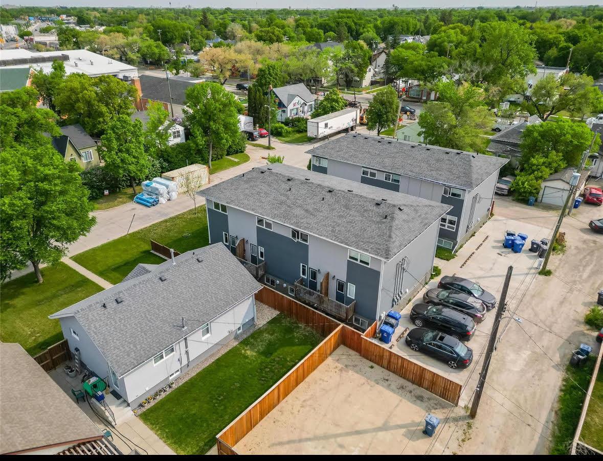16 Mager Dr E Property Photo 3