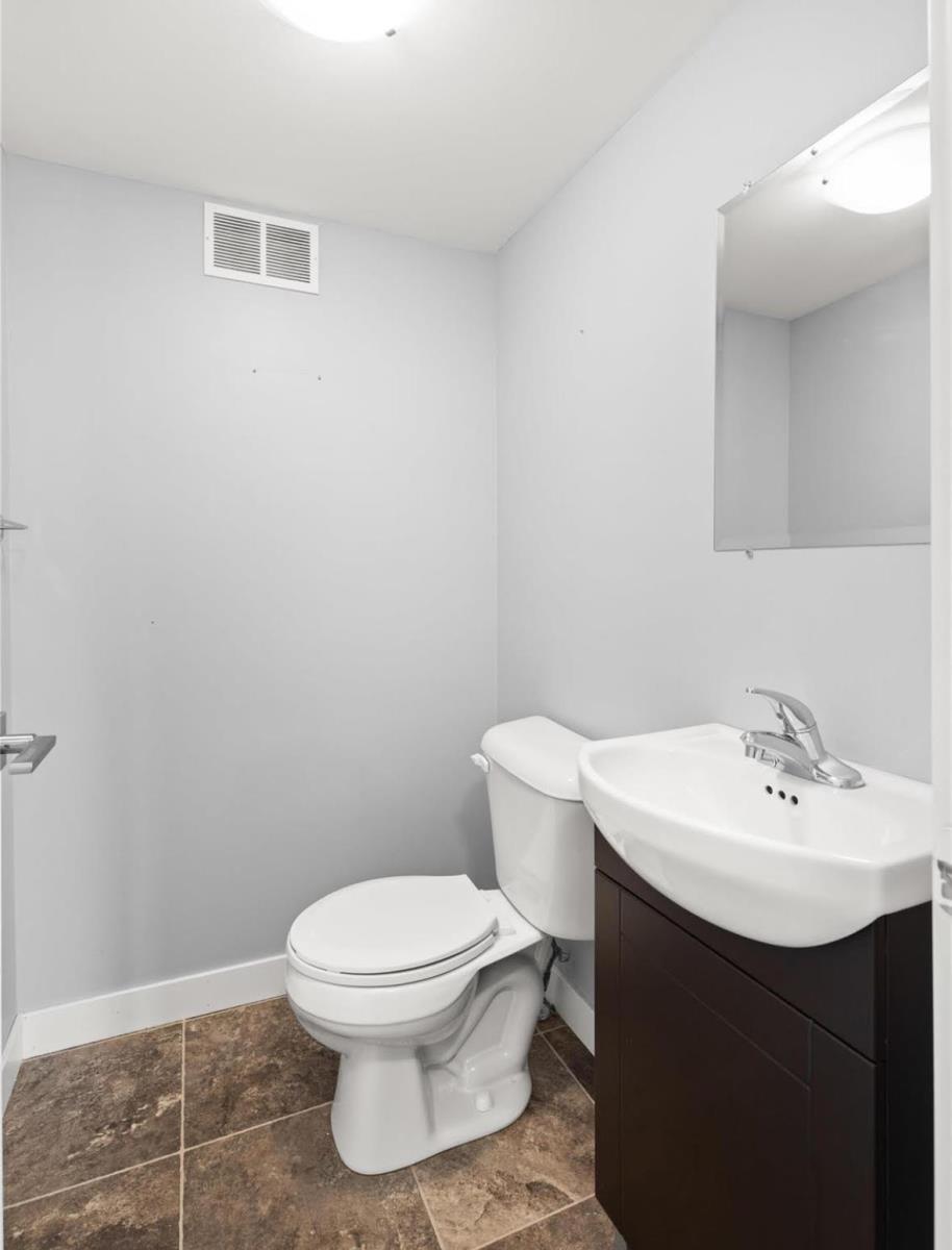 16 Mager Dr E Property Photo 11