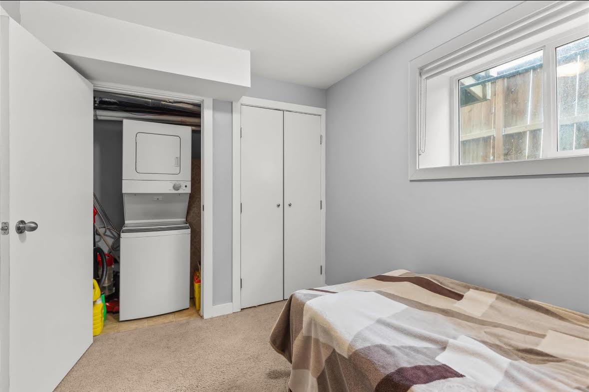 16 Mager Dr E Property Photo 20