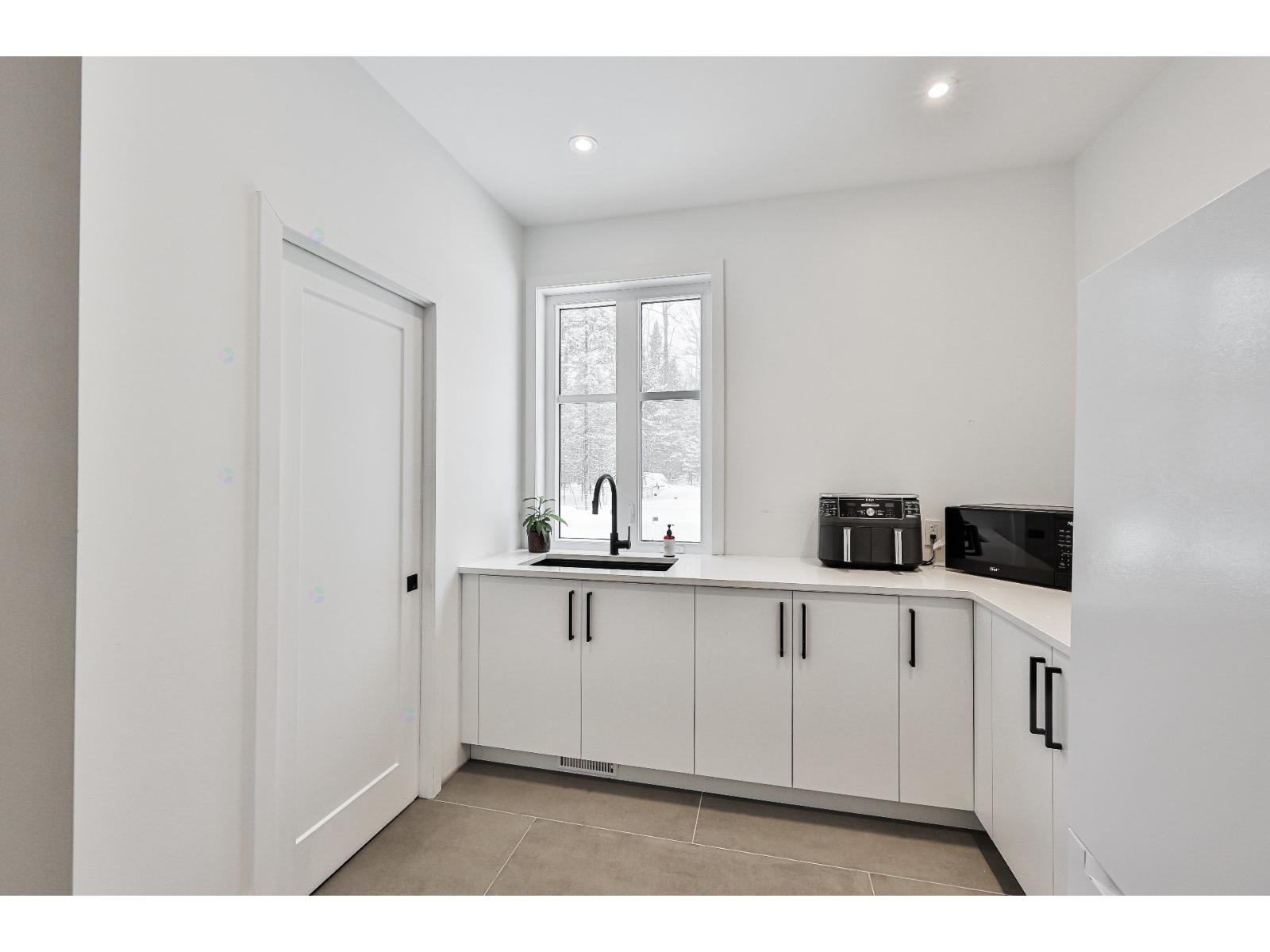 99 Rue Du Roi-du-nord Property Photo 41