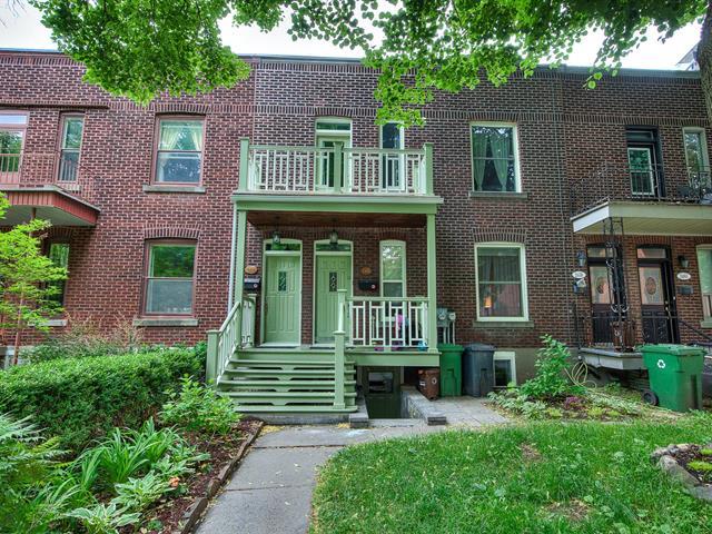 2454 Av. West Hill Property Photo 1