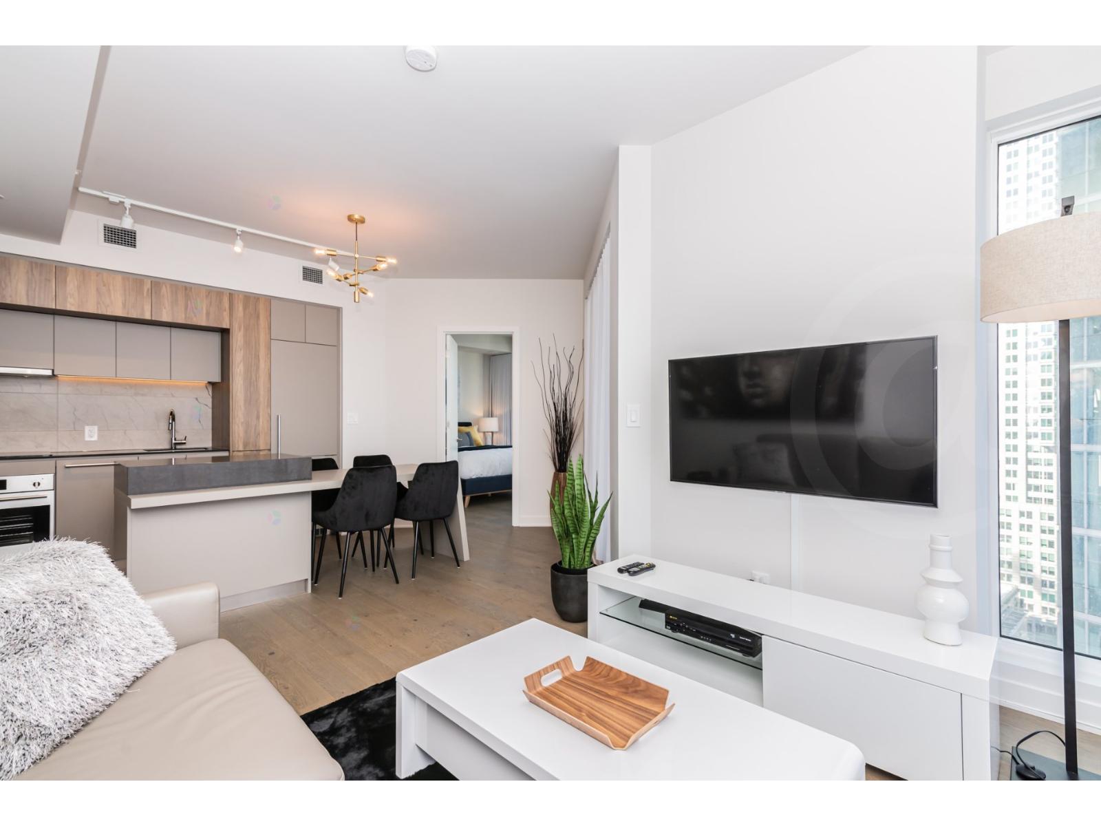 1188 Rue St-antoine O., #3010 Property Photo 5