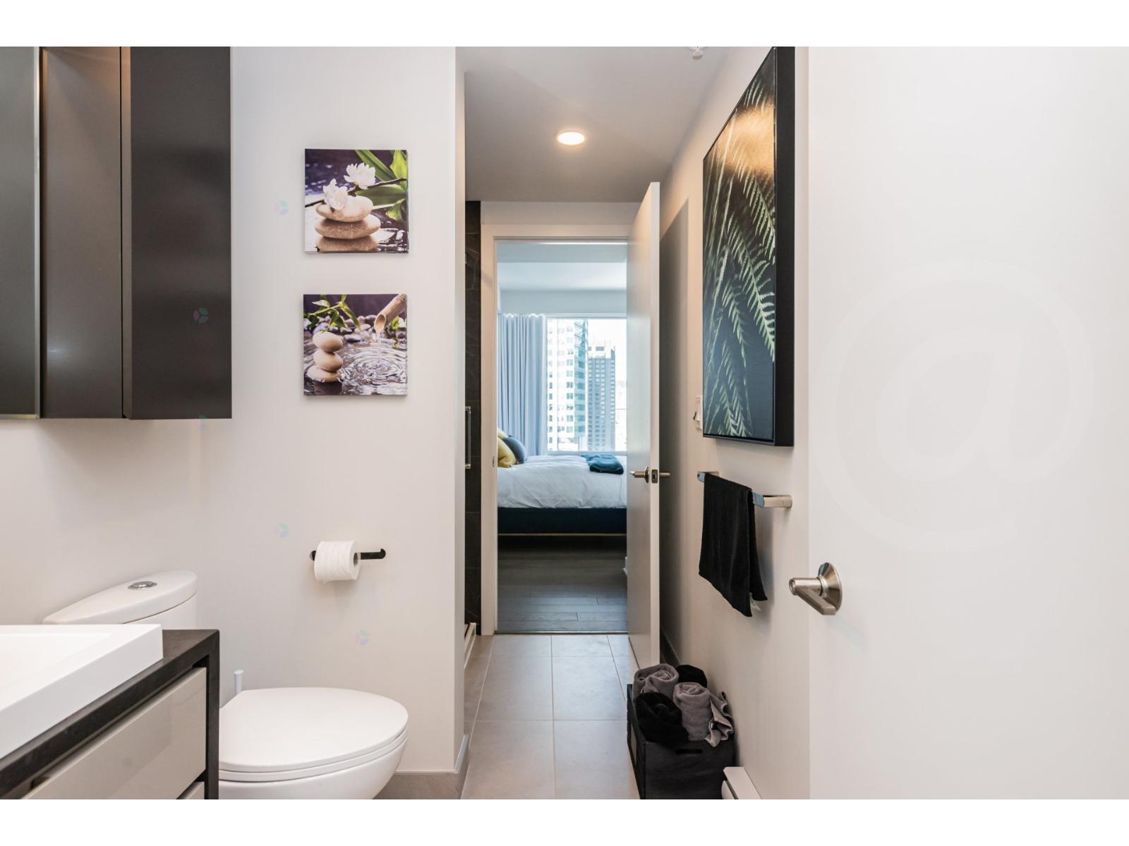 1188 Rue St-antoine O., #3010 Property Photo 11
