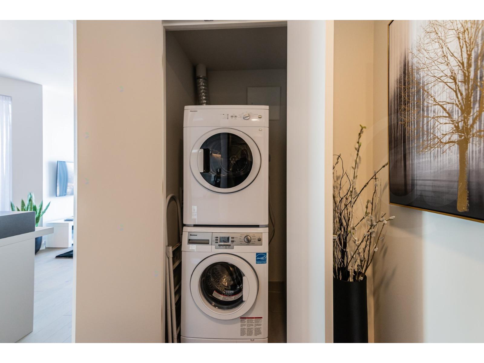1188 Rue St-antoine O., #3010 Property Photo 26