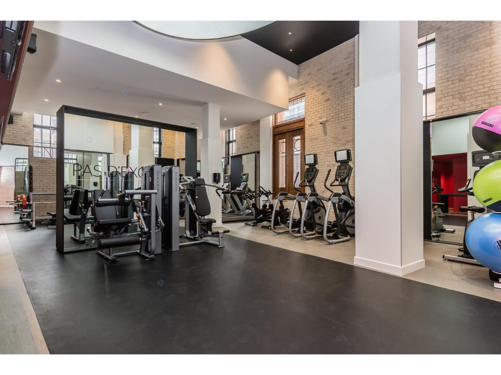 1188 Rue St-antoine O., #3010 Property Photo 45