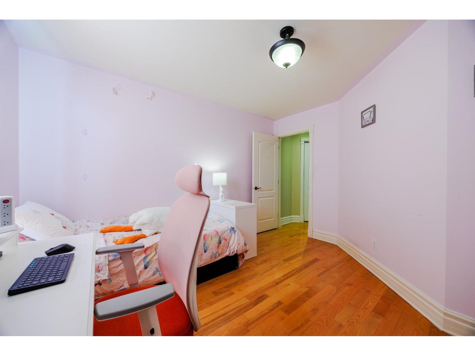 74 Av. De Deauville Property Photo 25