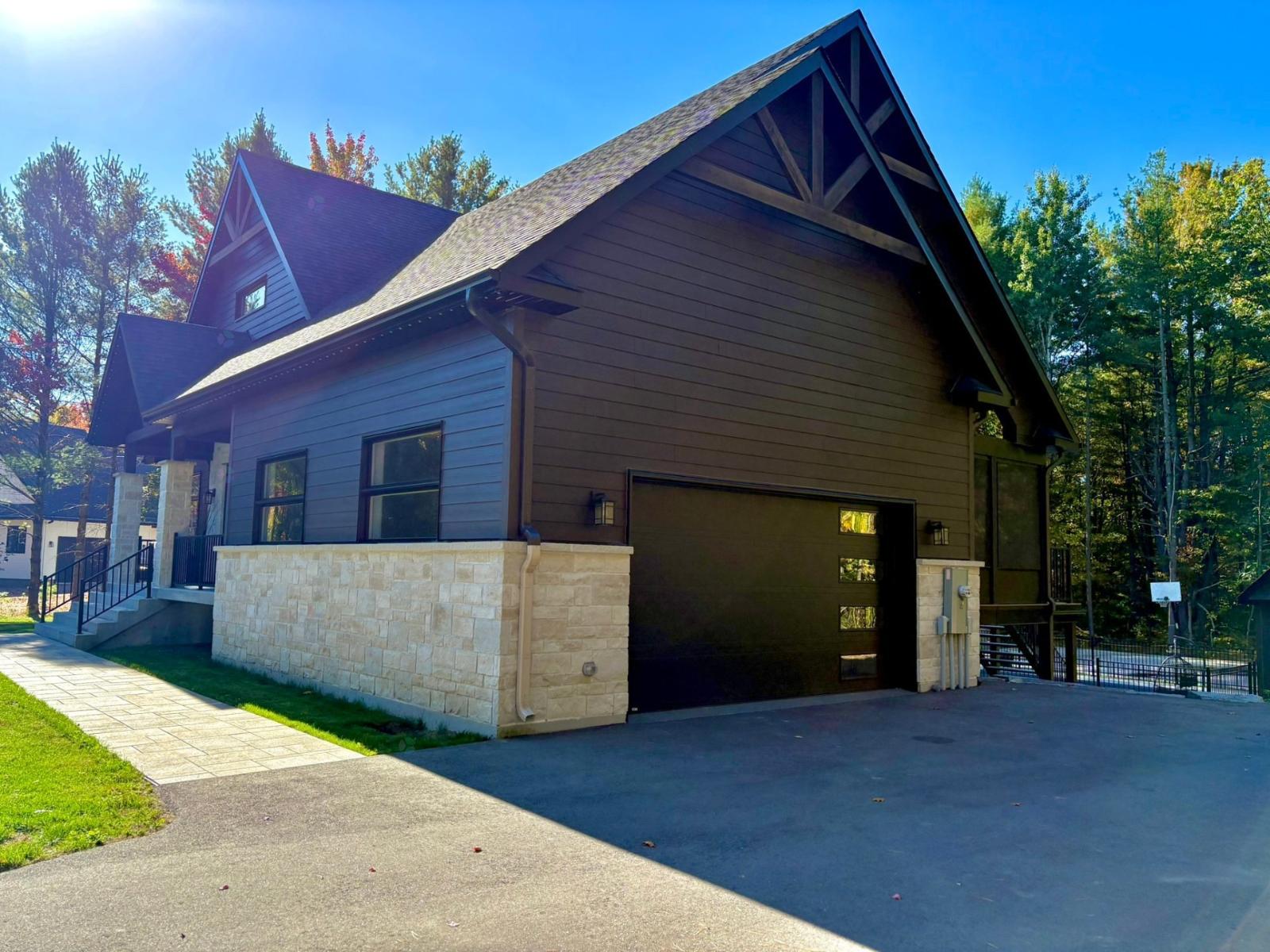 115 Rue De La Salamandre Property Photo 4