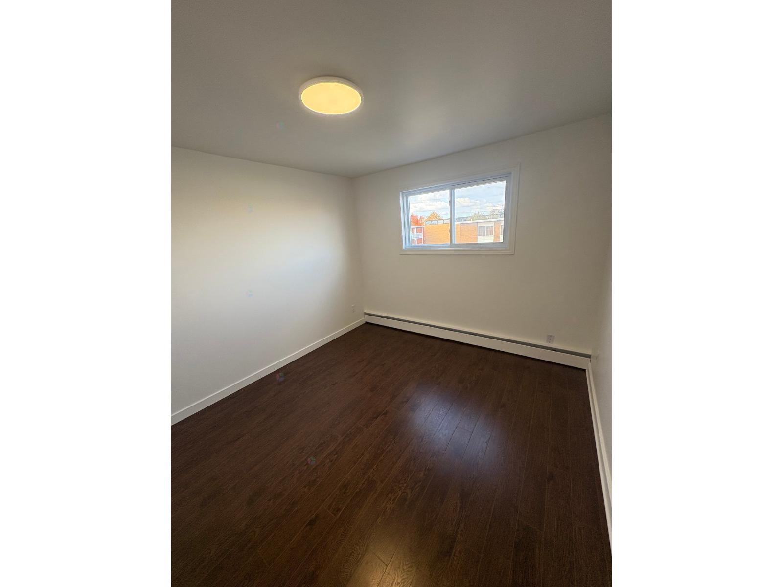 718 Rue Principale, #1 Property Photo 6