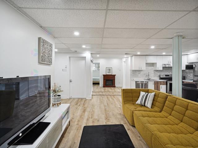 6390 Rue De Marseille, #1 Property Photo 6
