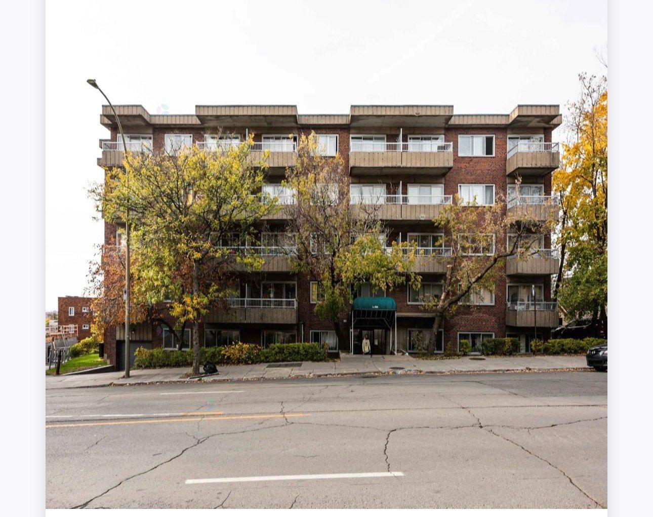 3499-3501 Ch. de la Côte-Ste-Catherine Property Photo 1