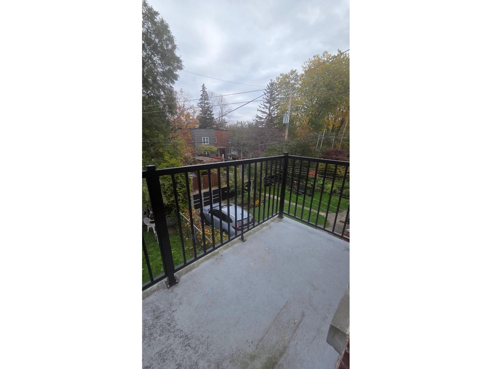 6867 12e Avenue Property Photo 26