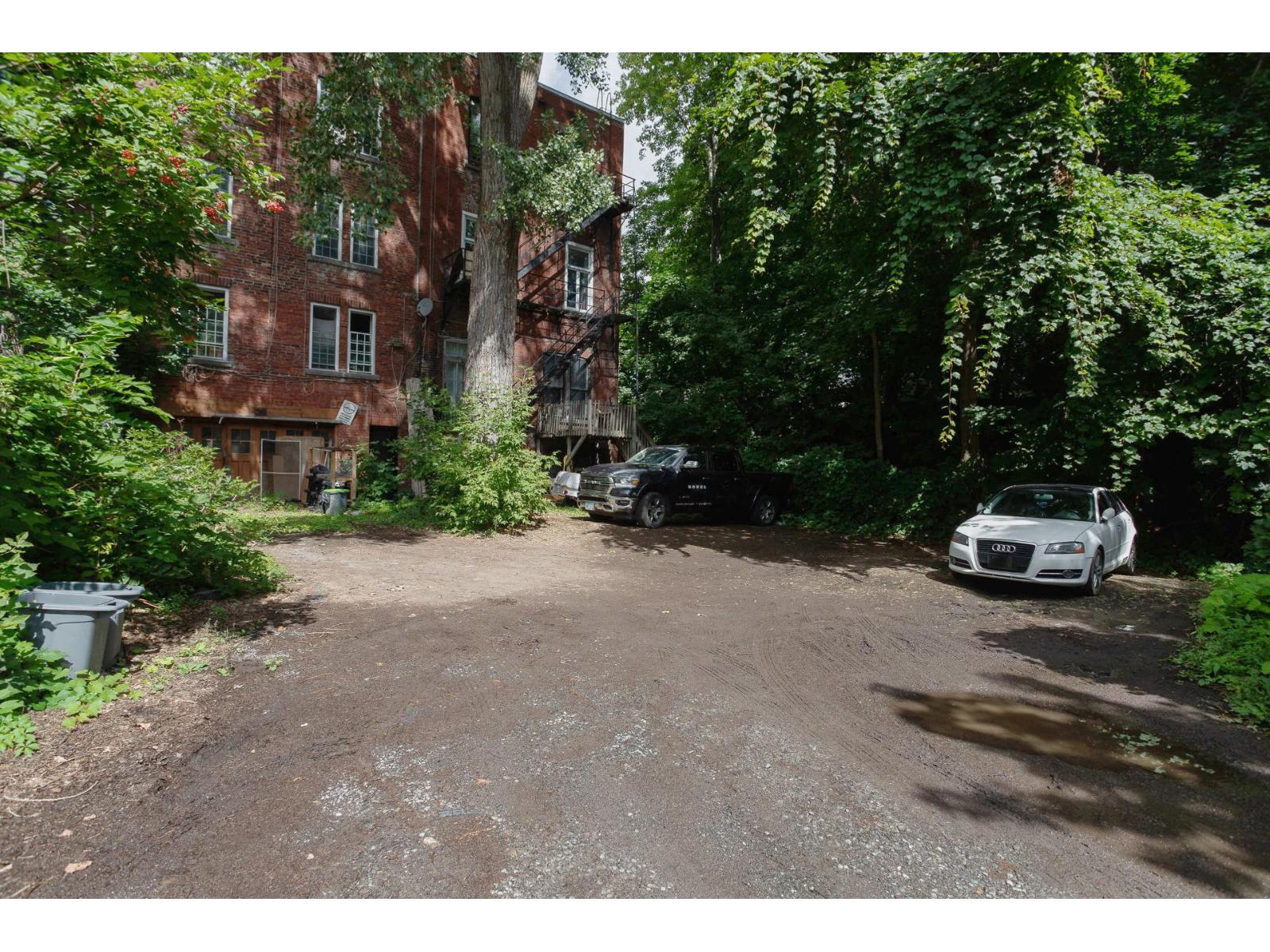 2180 Rue Du Souvenir Property Photo 33