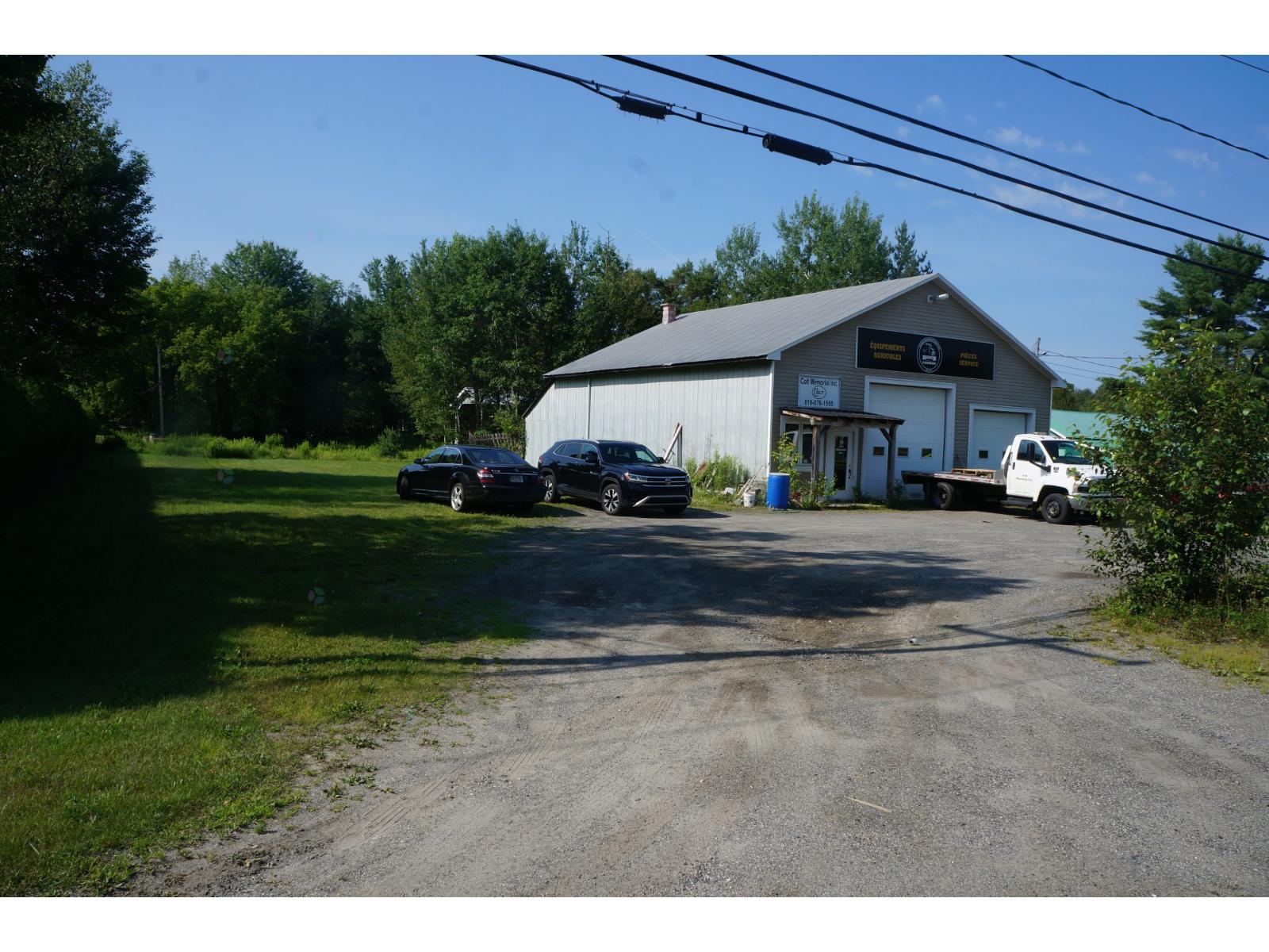 127 Rue Junction Property Photo 1