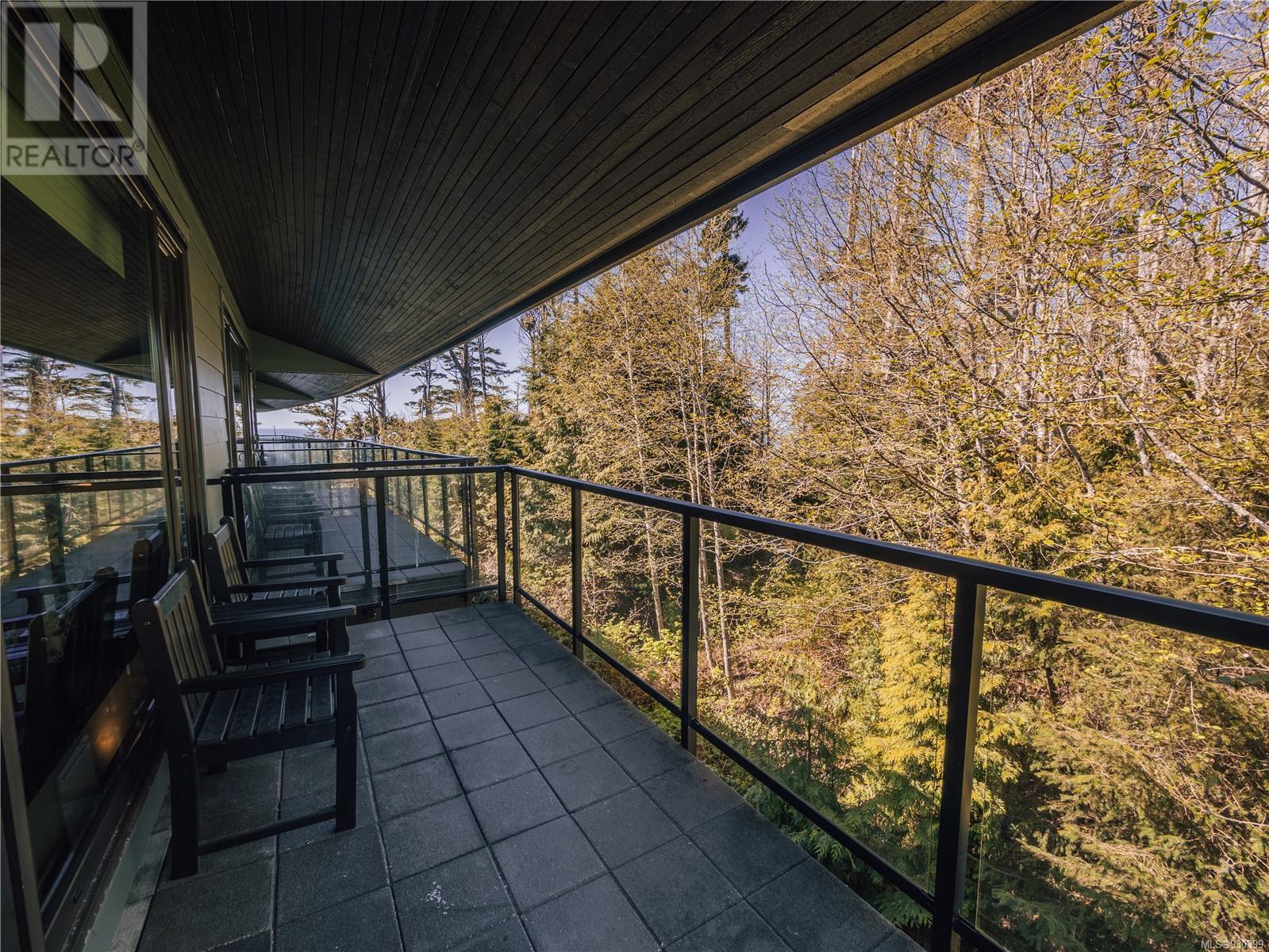 424 596 Marine Dr Property Photo 10