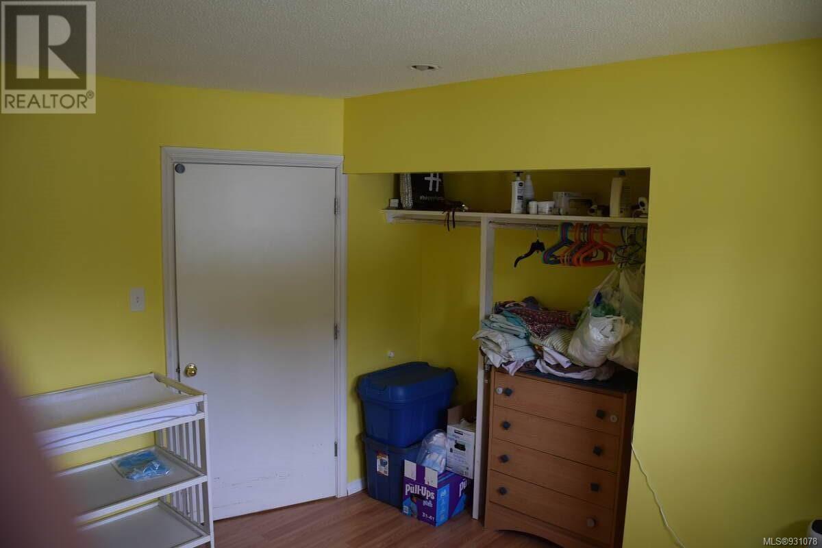 7370 Thunderbird Way Property Photo 16