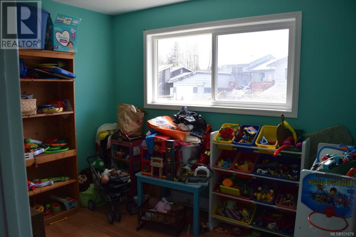 7370 Thunderbird Way Property Photo 19