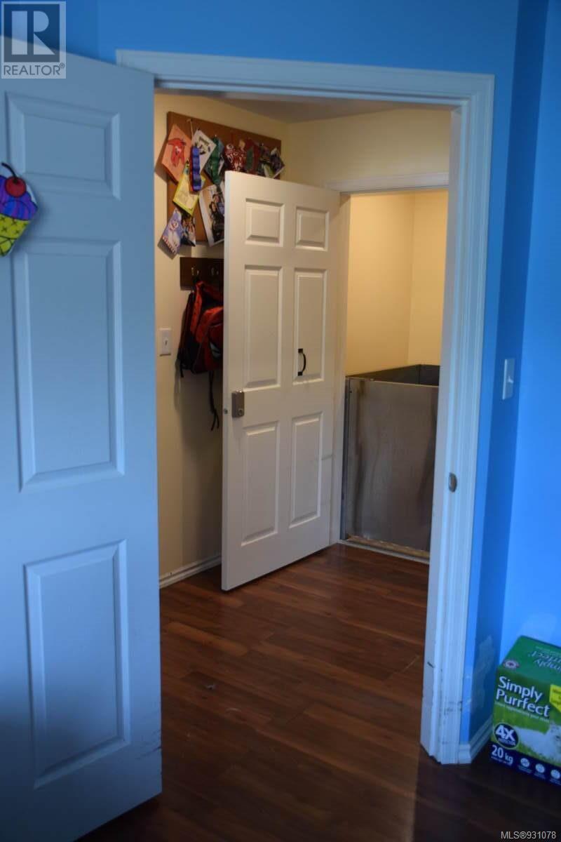 7370 Thunderbird Way Property Photo 30