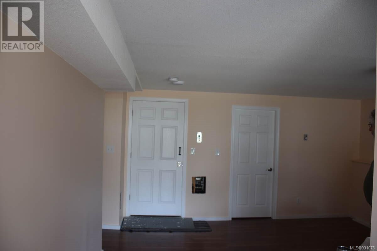 7370 Thunderbird Way Property Photo 33