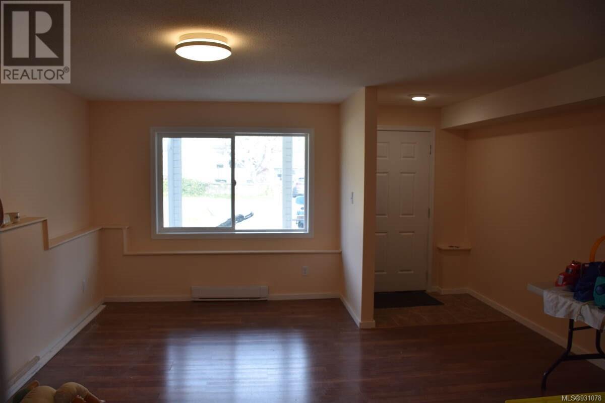 7370 Thunderbird Way Property Photo 37