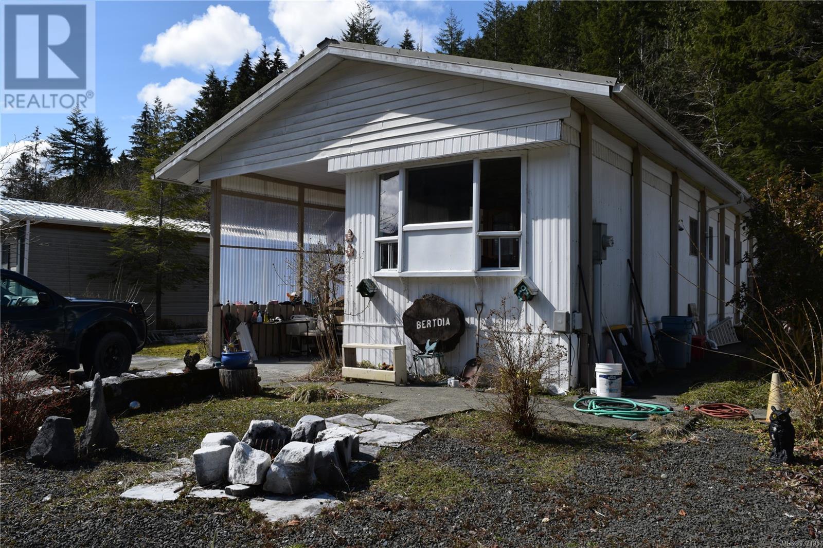 5 Edith Rd Property Photo 2