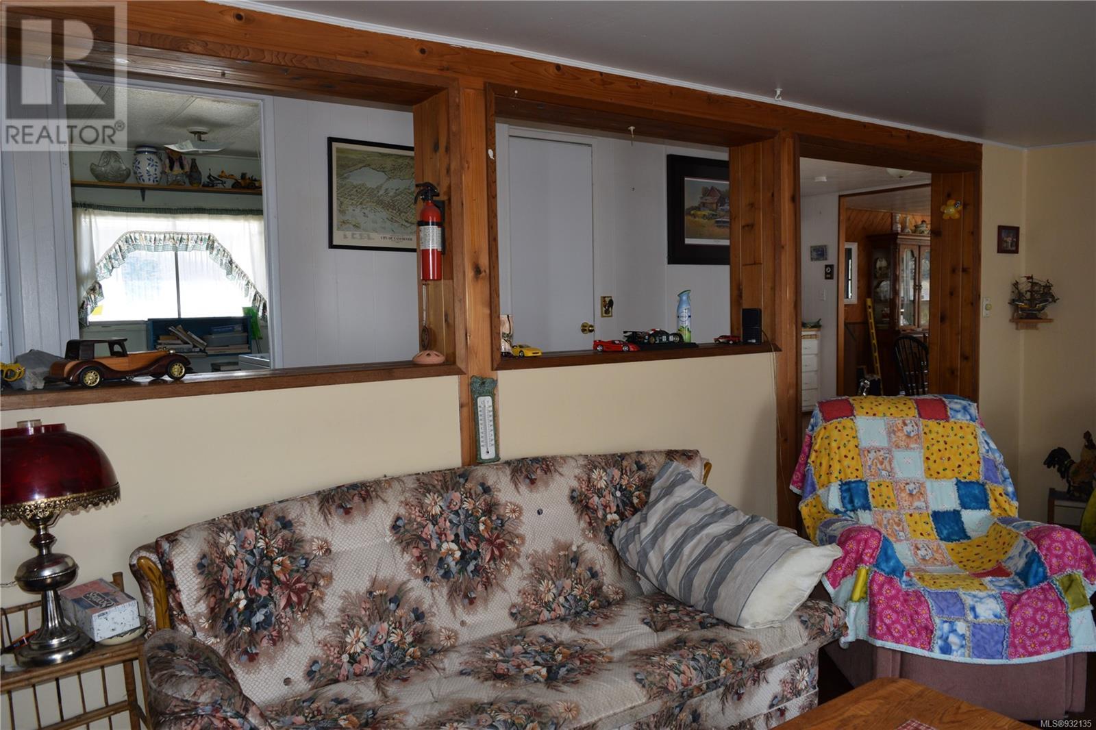 5 Edith Rd Property Photo 8