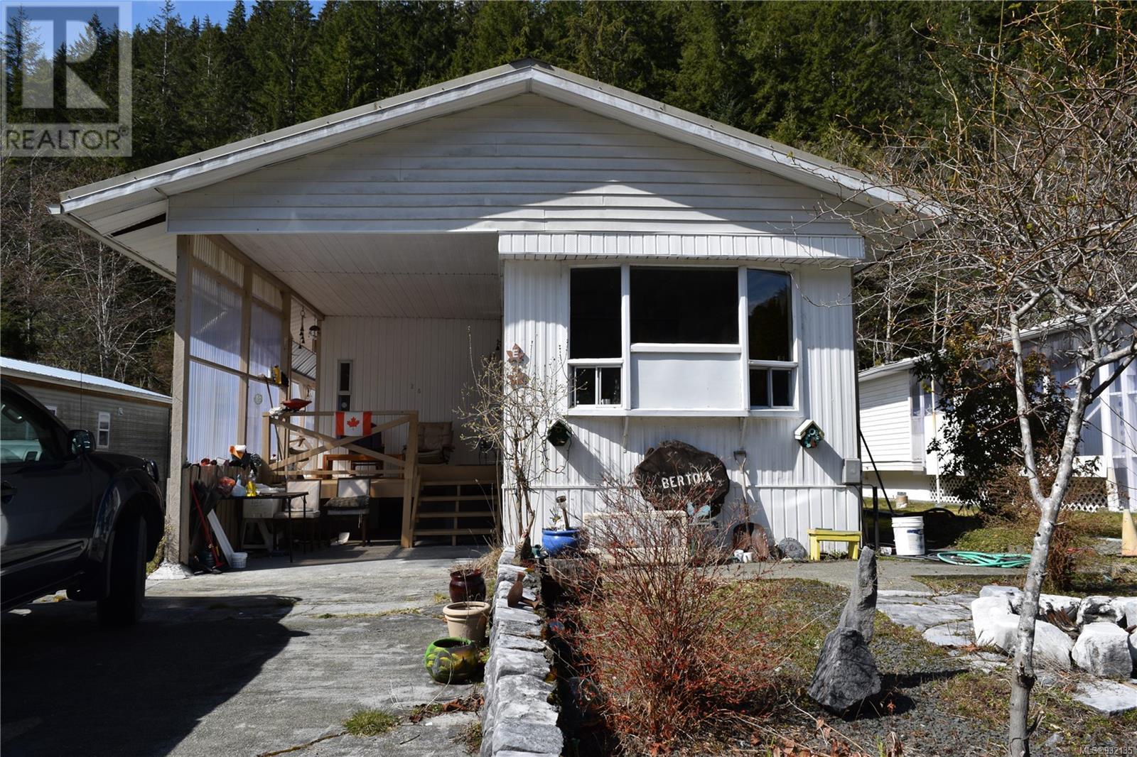 5 Edith Rd Property Photo 18