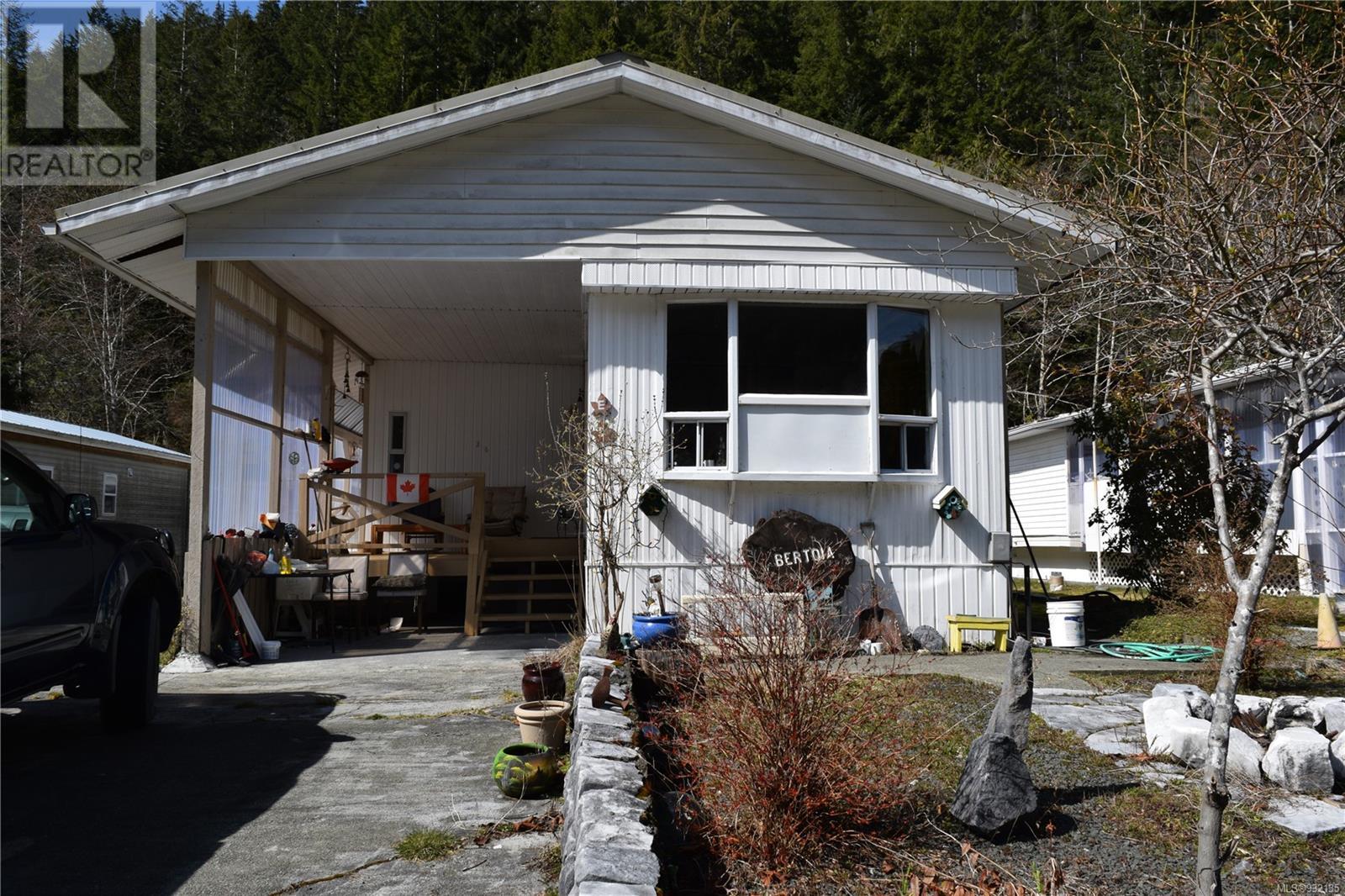 5 Edith Rd Property Photo 19
