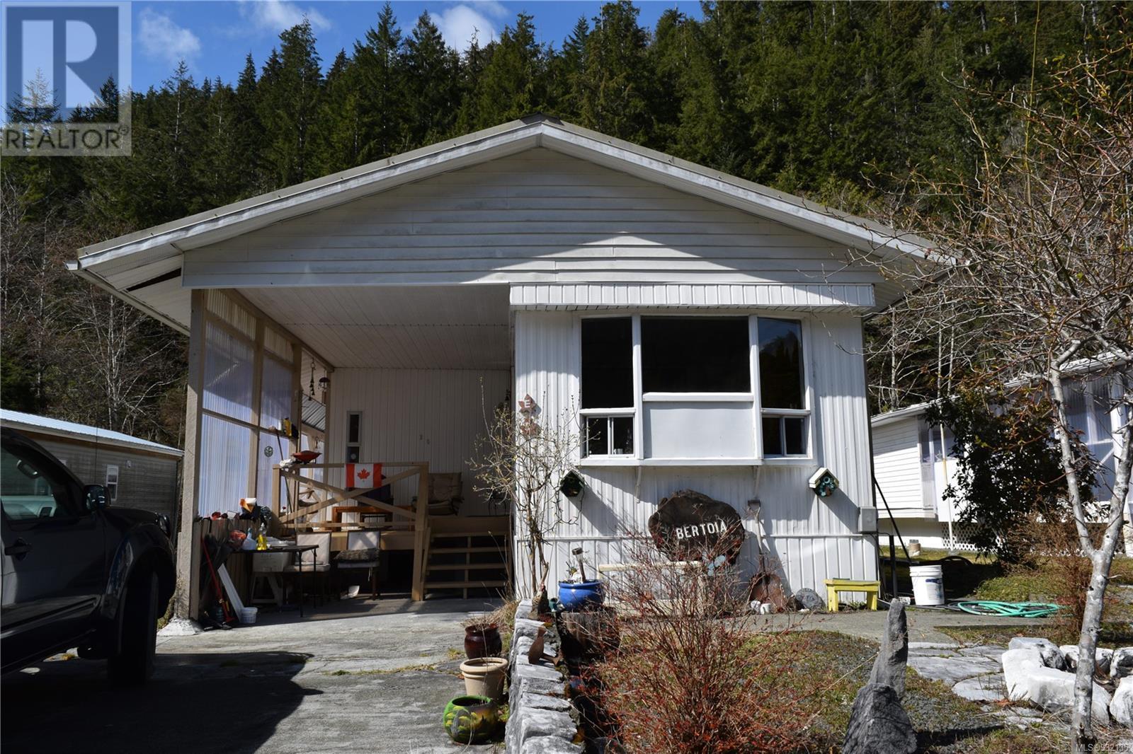 5 Edith Rd Property Photo 20