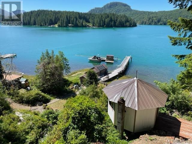 1 Seekah Landing Property Photo 1