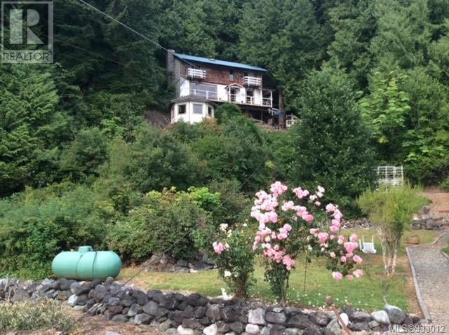 1 Seekah Landing Property Photo 3