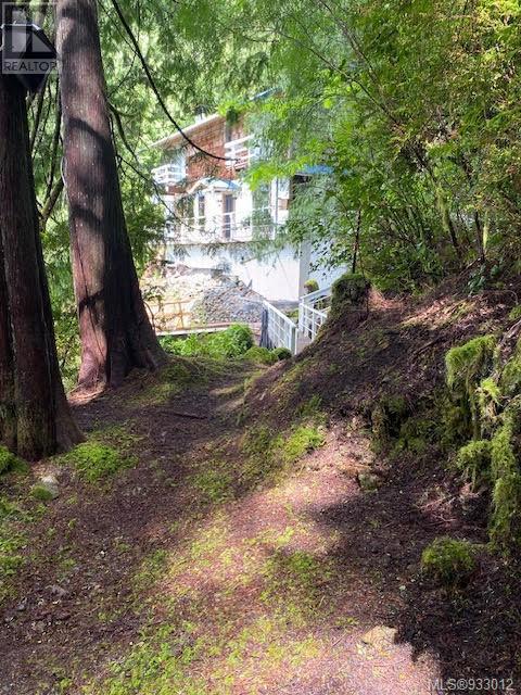 1 Seekah Landing Property Photo 18