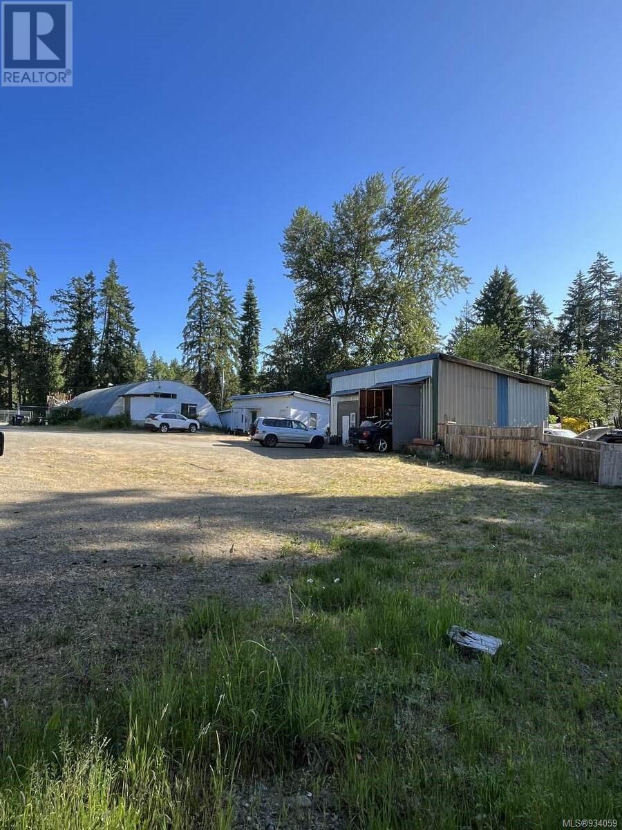 1586 Mckibbon Rd N Property Photo 41