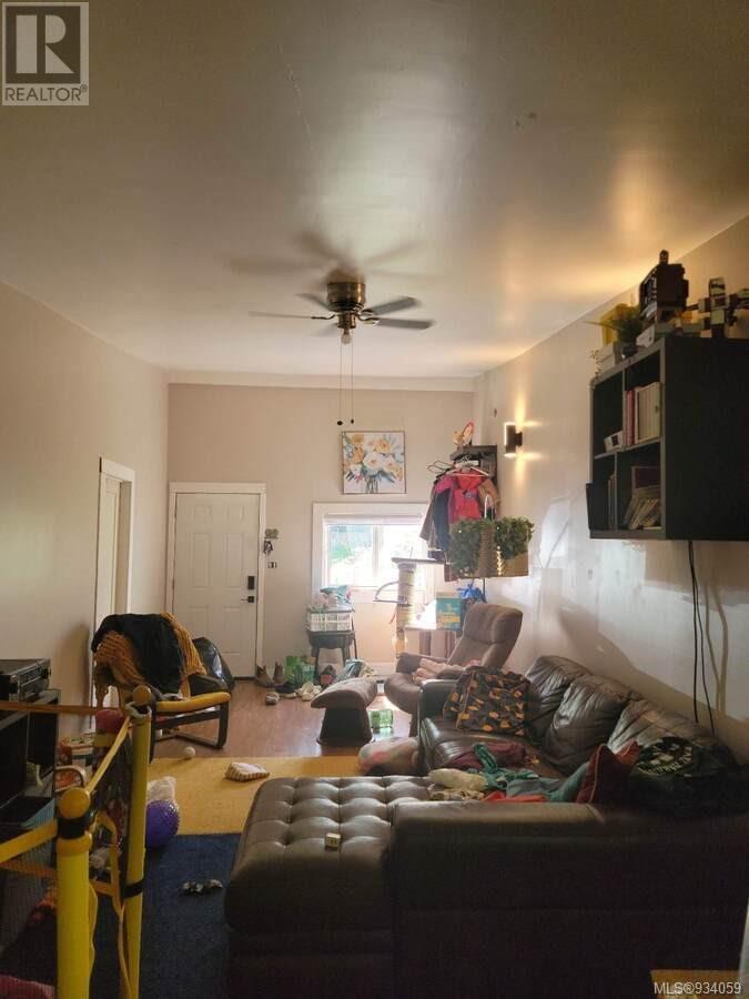 1586 Mckibbon Rd N Property Photo 52