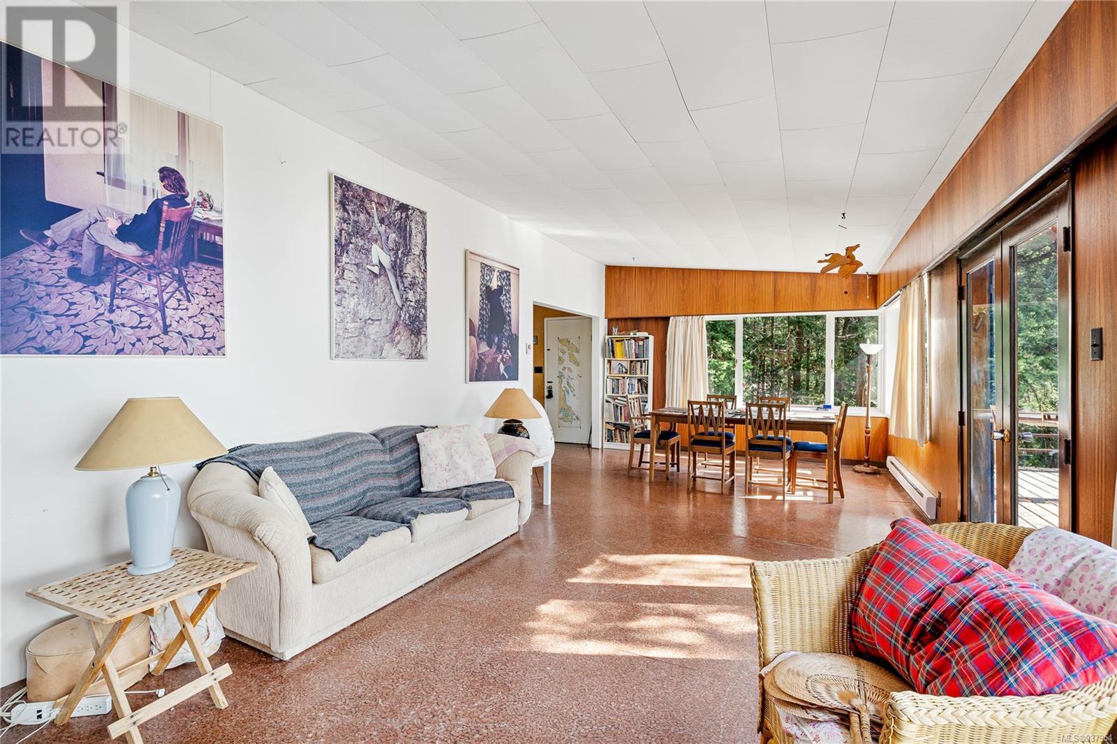 498 Marine Trnabt Property Photo 10