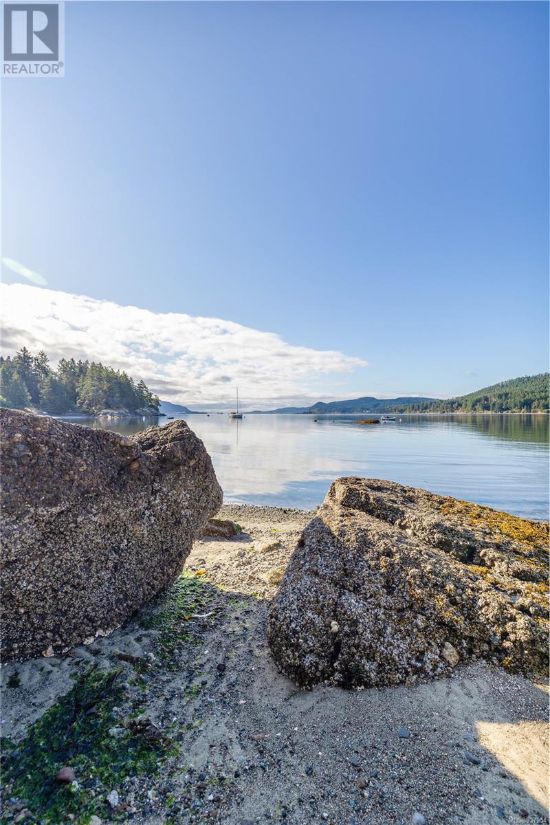 498 Marine Trnabt Property Photo 27