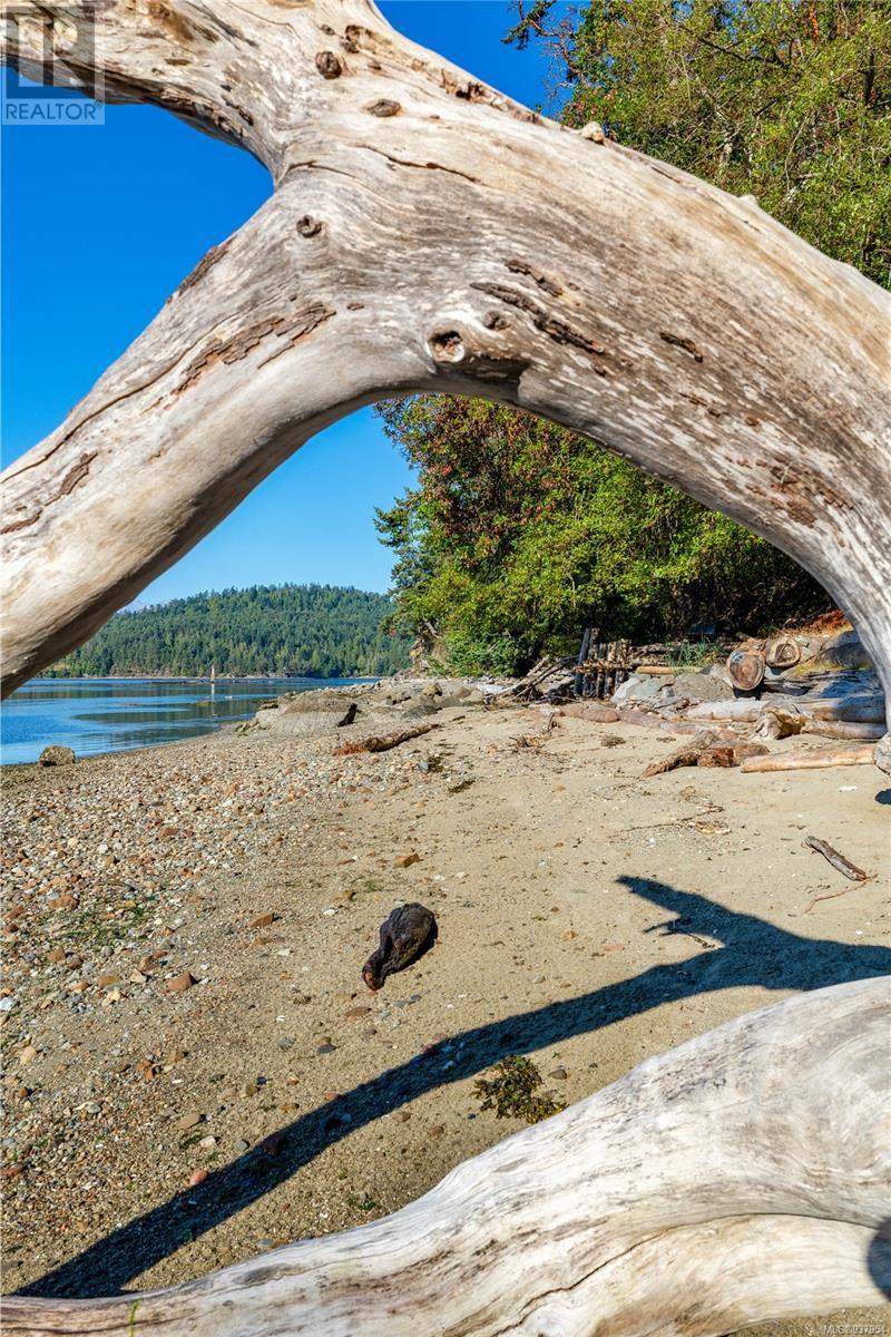 498 Marine Trnabt Property Photo 29